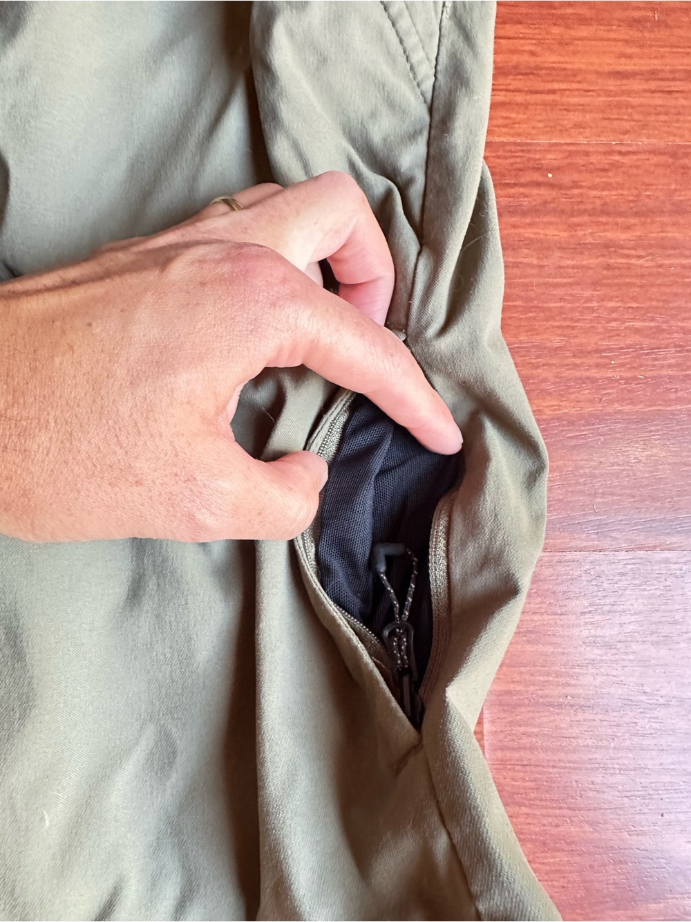 686 Everywhere Short Mens M - Picture 3 of 6